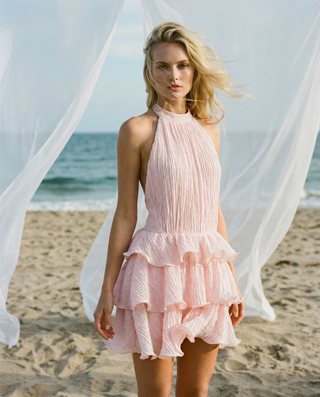 Sofia short ruffle dress in Pink